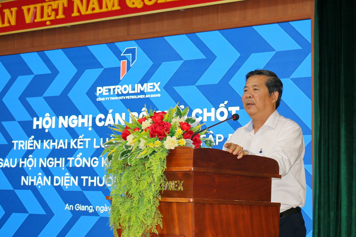 PETROLIMEX AN GIANG TỔ CHỨC HỘI NGHỊ TRIỂN KHAI KẾT LUẬN CỦA HĐQT TẬP ĐOÀN XĂNG DẦU VIỆT NAM; TRUYỀN THÔNG NHẬN DIỆN THƯƠNG HIỆU PETROLIMEX VÀ CÔNG TÁC PHỤC VỤ TẾT BÍNH NGỌ 2026