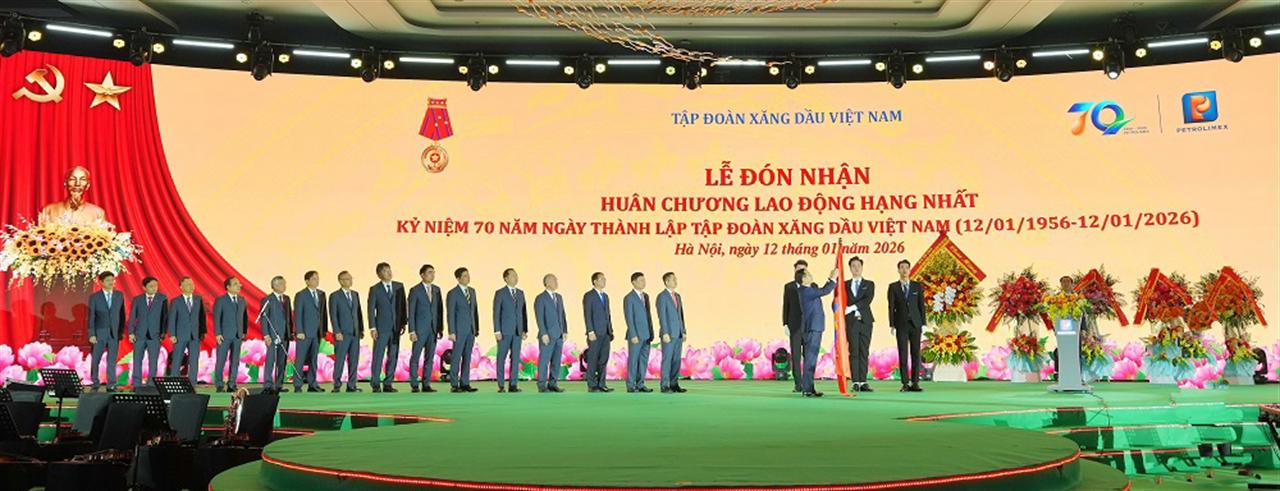 Tập đoàn Xăng dầu Việt Nam long trọng tổ chức Lễ kỷ niệm 70 năm thành lập, đón nhận Huân chương Lao động hạng Nhất