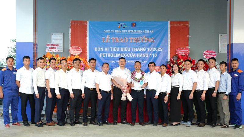 Petrolimex - Cửa hàng 110 đạt đơn vị tiêu biểu tháng 10/2025