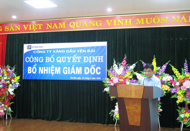 Ông Trần Văn Kha- trưởng ban Tổng hợp  Hội đồng quản trị Tập đoàn Xăng dầu Việt Nam
