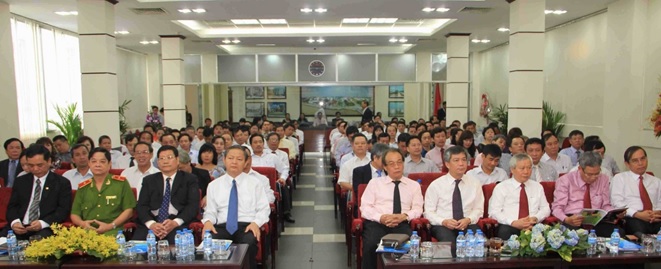 Toàn cảnh lễ kỷ niệm 25 năm ngày thành lập Xí nghiệp Bán lẻ Xăng dầu