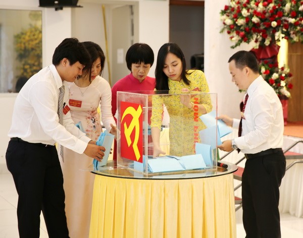 Kiểm phiếu tại đại hội