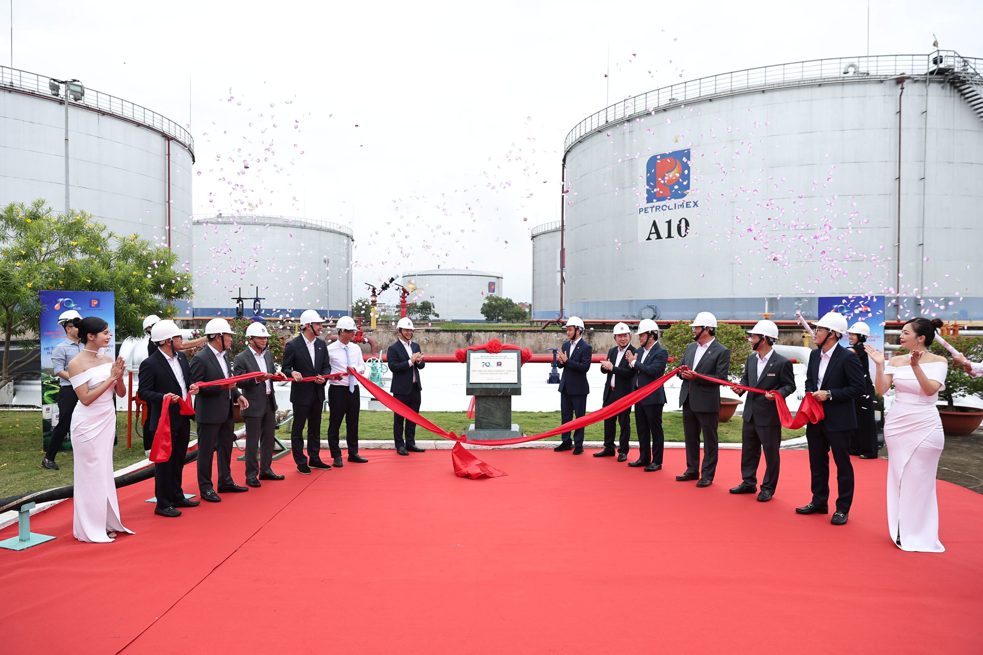 Petrolimex launches Sustainable Aviation Fuel (SAF) to celebrate the Group's 70th anniversary