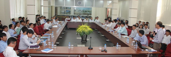 Conference on developing the new petroleum trading mechanism in the Southern region