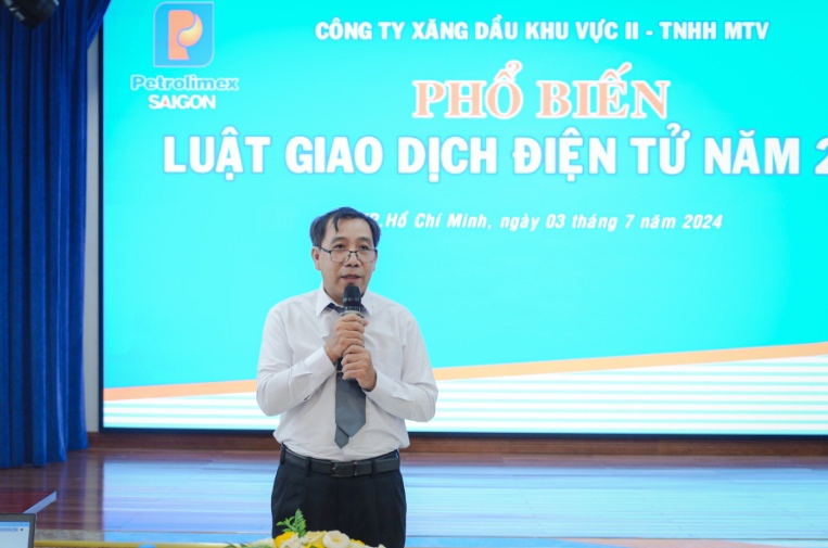 Dissemination of the 2023 Electronic Transactions Law to Petrolimex Saigon employees