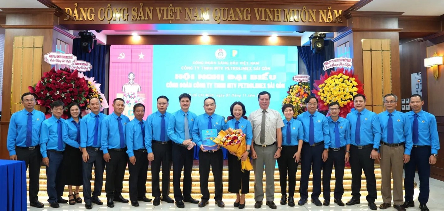 Launch of the Executive Committee and New Chairman of the Petrolimex Saigon Trade Union for the 2025–2030 Term