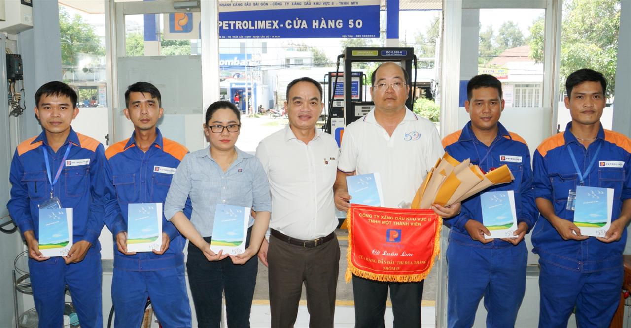 Vinh danh các cửa hàng xăng dầu có sản lượng cao trong tháng 6/2025
