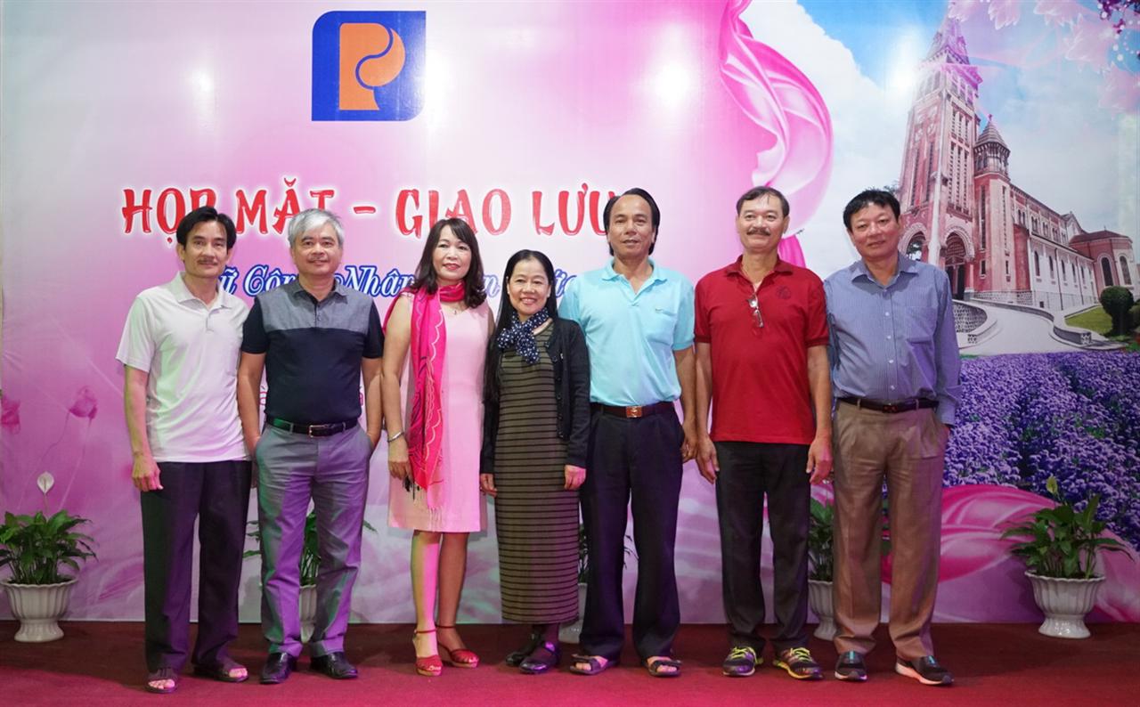 Ban Nữ công XNBL: Tổ chức họp mặt - giao lưu lực lượng lao động nữ