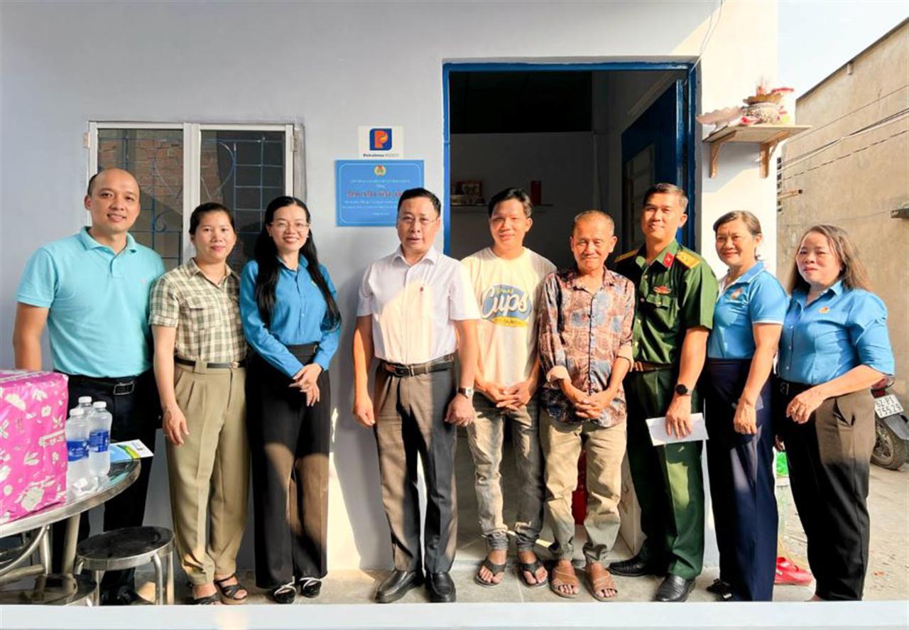 03 “Mái ấm công đoàn” đã được trao tặng trước thềm năm mới Giáp Thìn 2024