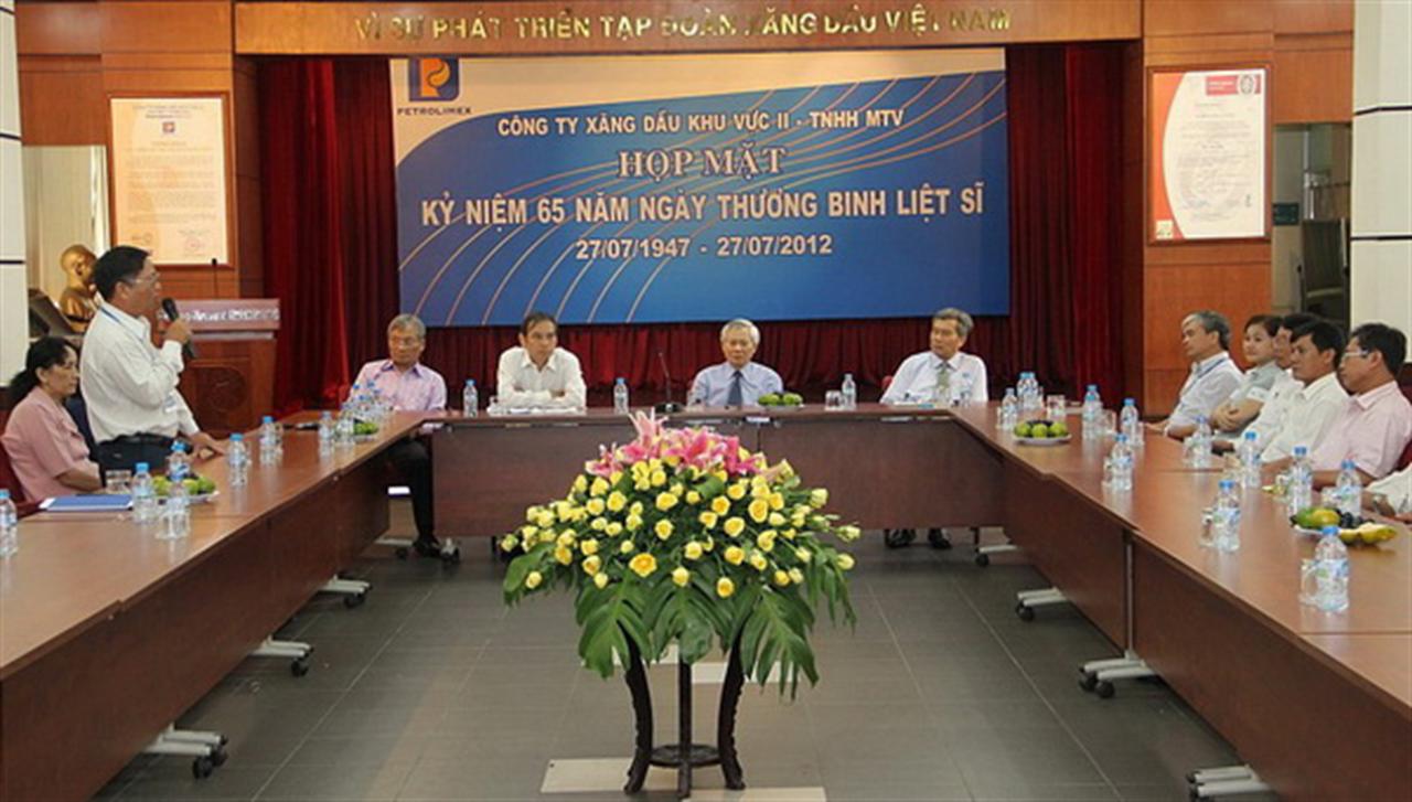 Gặp gỡ - tri ân CBCNV là thương binh, thân nhân liệt sĩ
