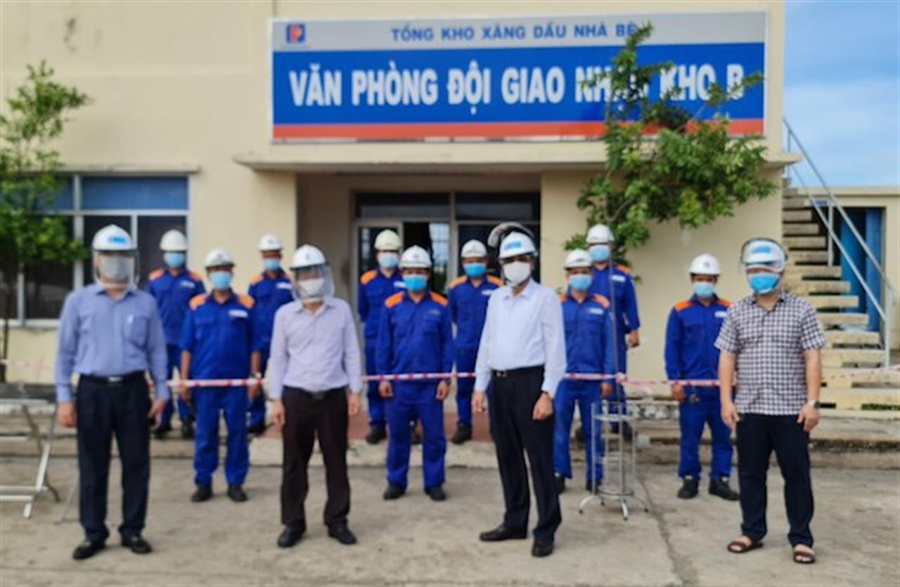 Lãnh đạo Petrolimex Sài Gòn thị sát, chỉ đạo công tác chống dịch trong toàn Công ty