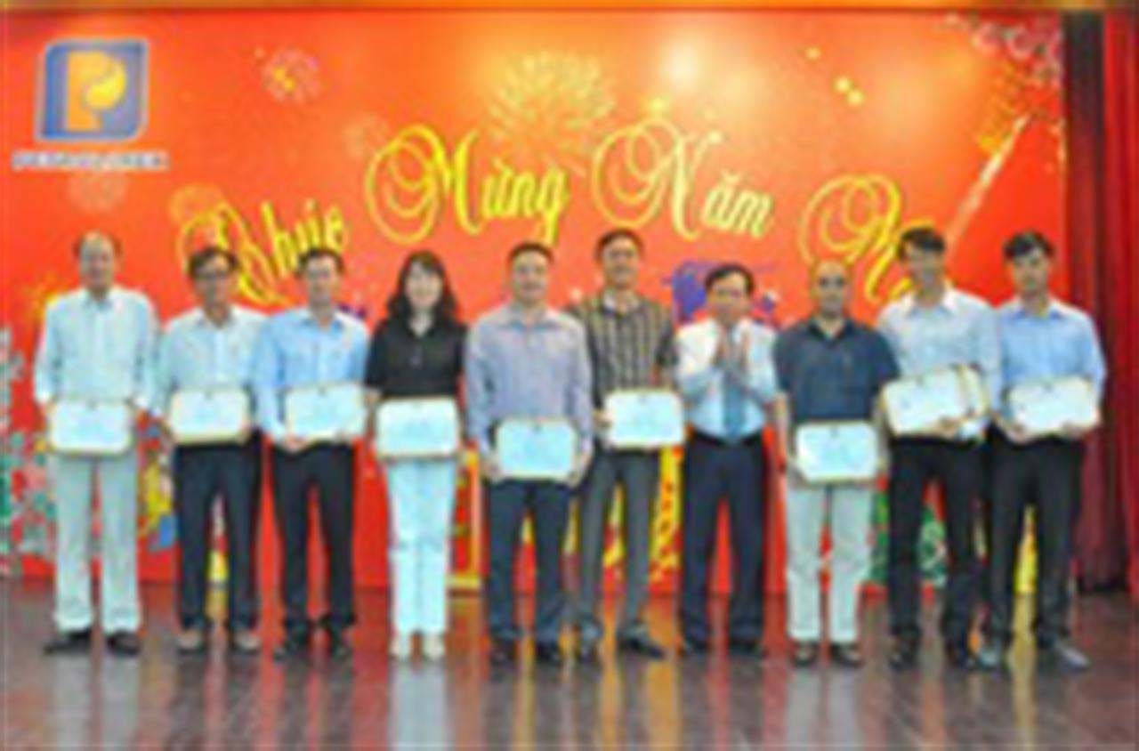 Biểu dương CHXD đạt chuẩn “Văn minh - Sạch đẹp - An toàn” năm 2014