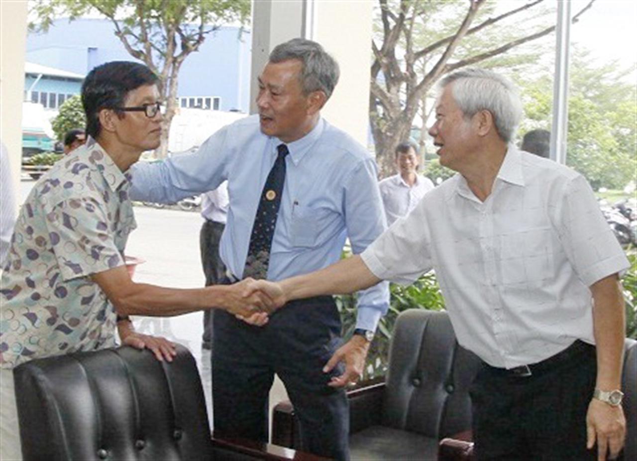 Xuân này vui thiệt là vui