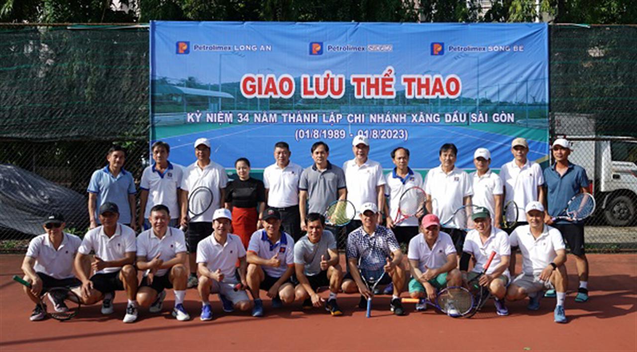 Sôi nổi, hào hứng giao lưu thể thao, họp mặt nhân kỷ niệm 34 năm thành lập Chi nhánh Xăng dầu Sài Gòn