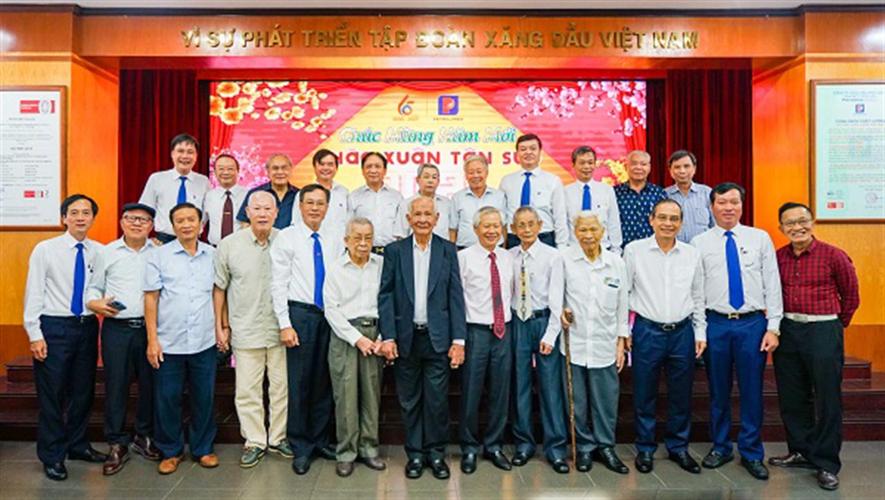 Họp mặt tri ân cán bộ hưu trí nhân dịp chào Xuân Tân Sửu 2021