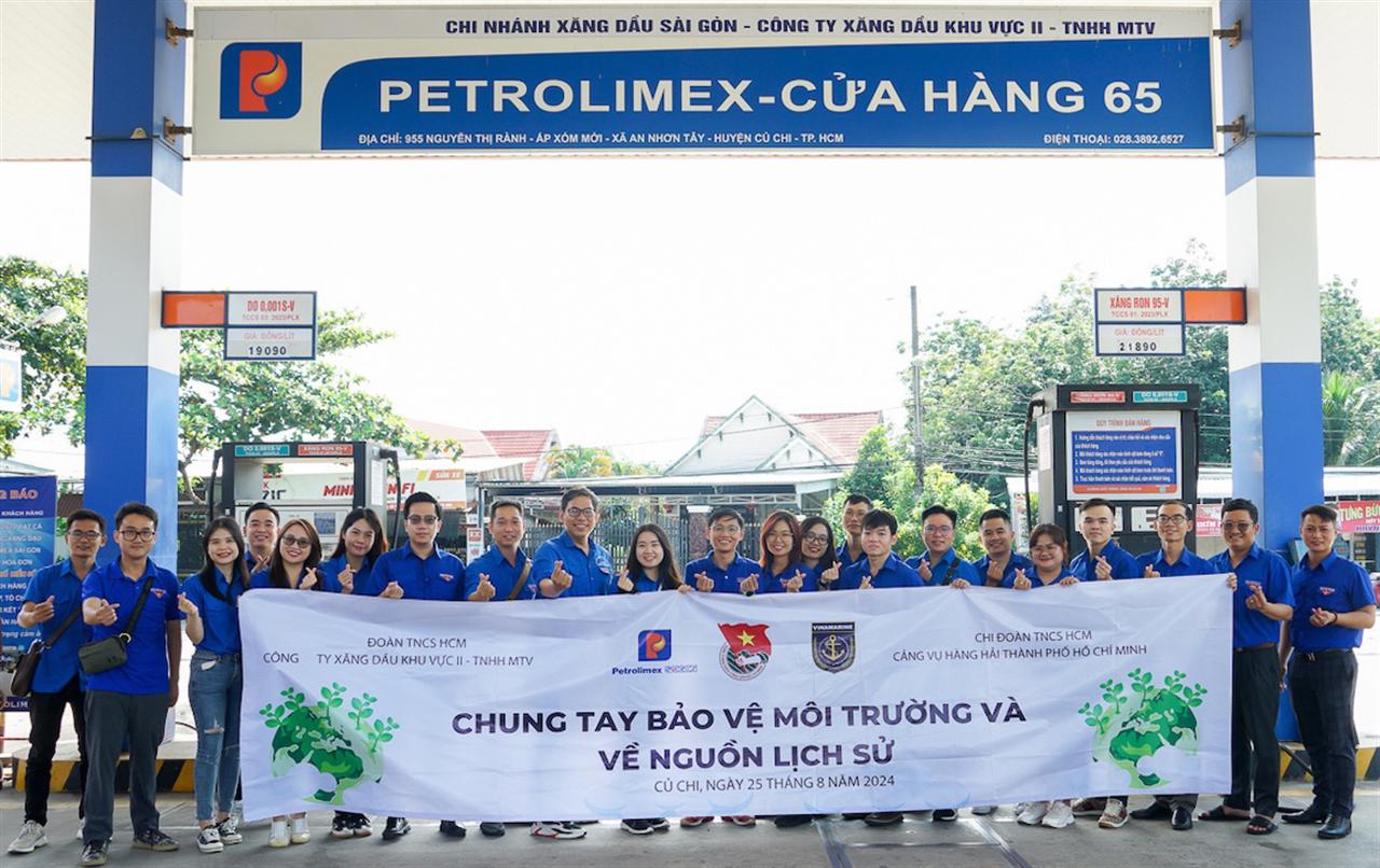 Đoàn thanh niên Petrolimex Sài Gòn chung tay bảo vệ môi trường và về nguồn lịch sử