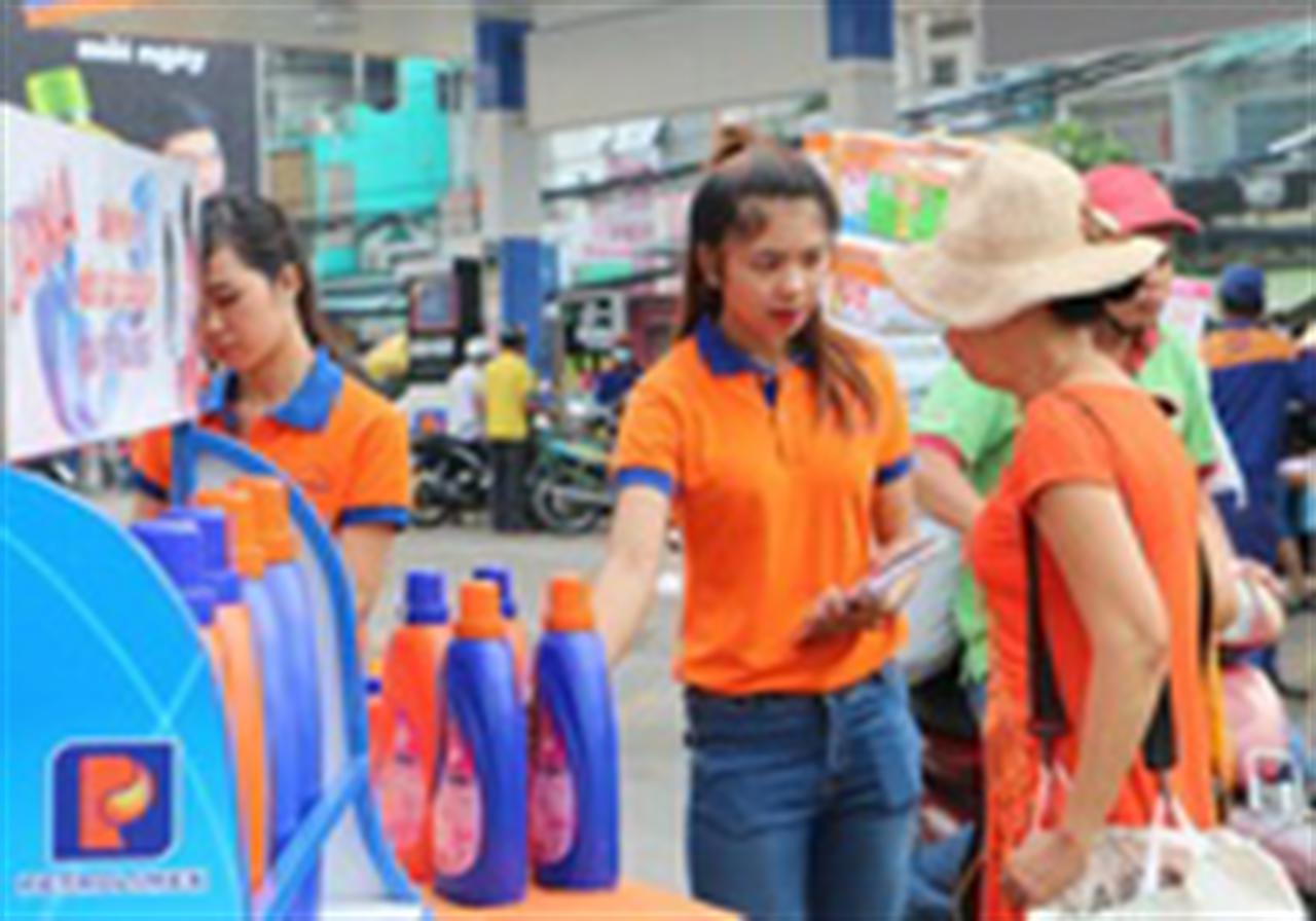Người tiêu dùng TP. Hồ Chí Minh với nước giặt Jana: Từ ngỡ ngàng đến đón nhận