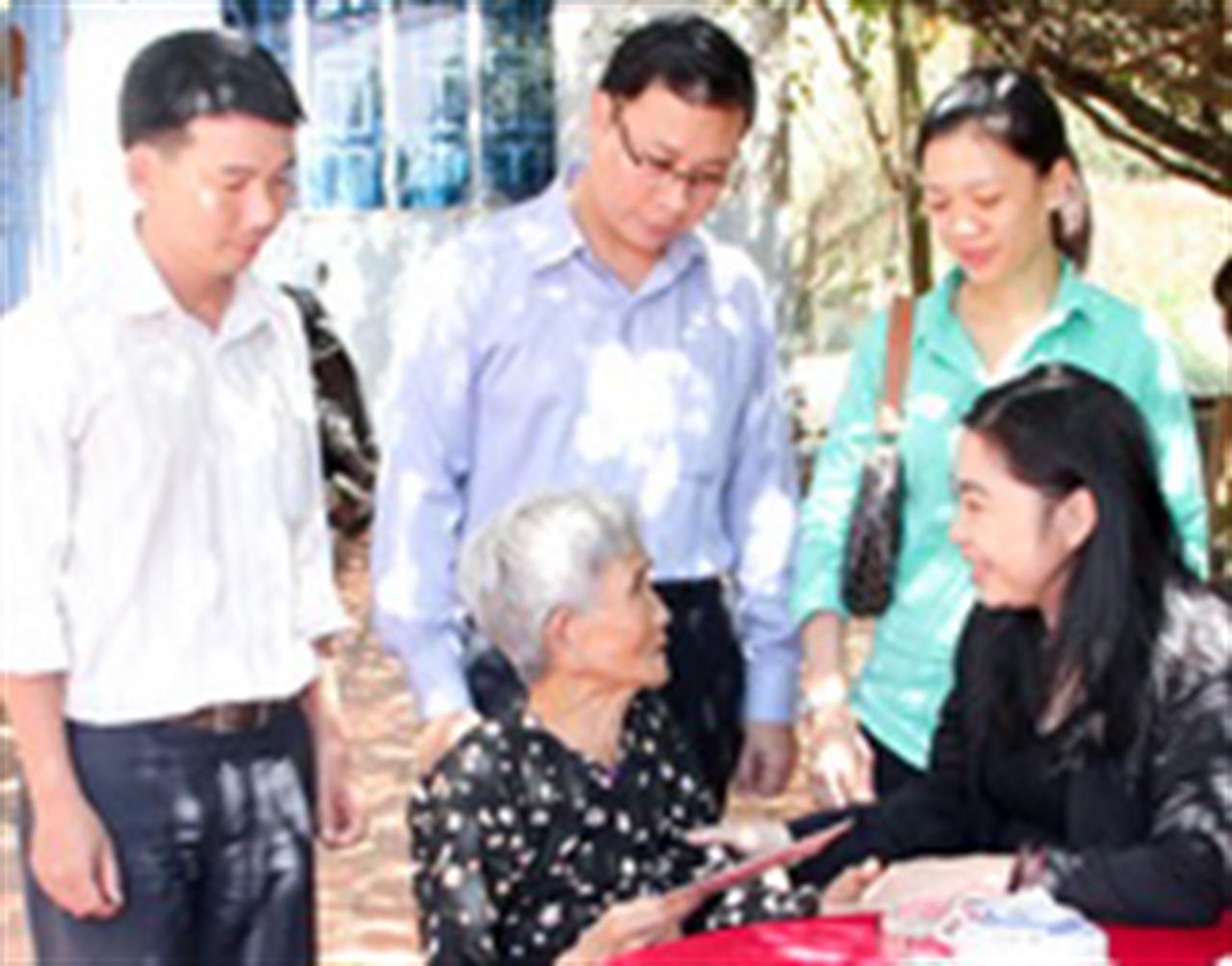 Xuân về uống nước nhớ nguồn