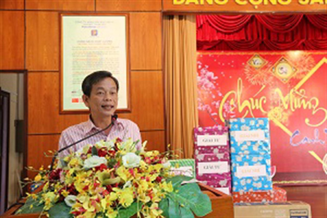 Hoan hỉ đầu xuân tiếp đà thắng lợi mới