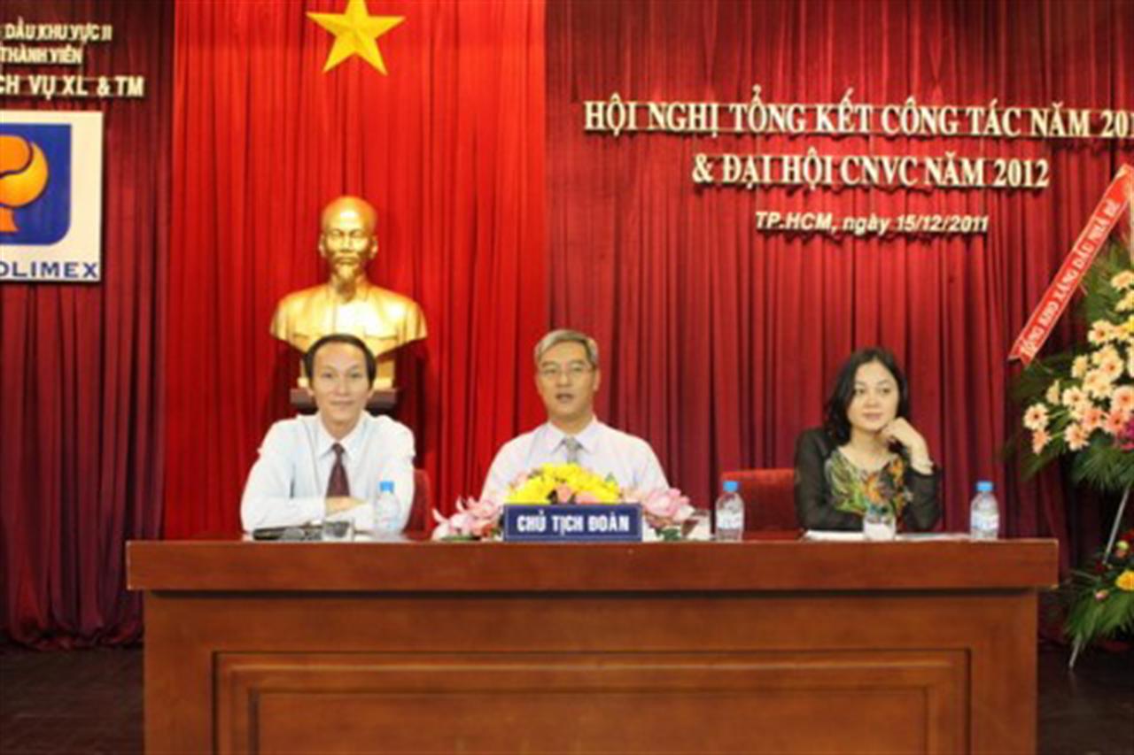 Xí nghiệp dịch vụ xây lắp và thương mại Petrolimex Sài Gòn tổng kết hoạt động SXKD năm 2011 và tổ chức Đại hội CNVC năm 2012