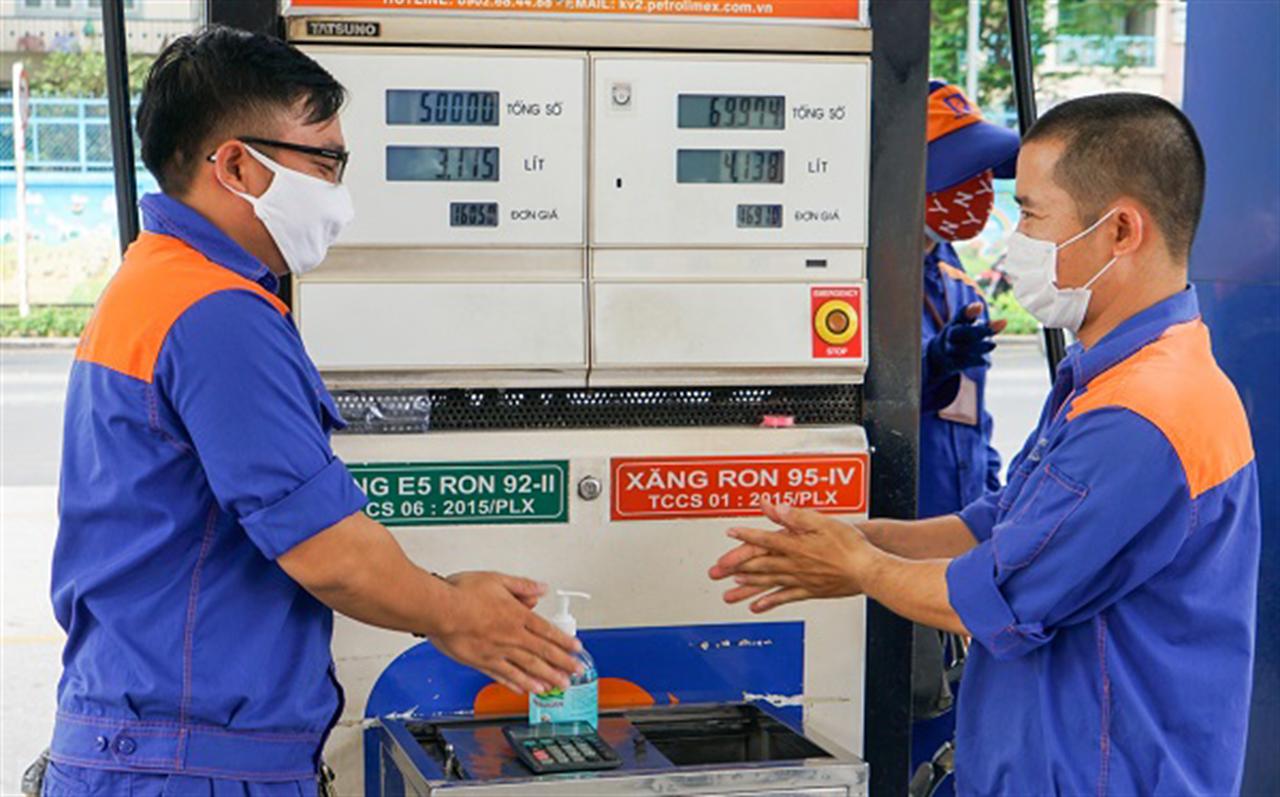Xí nghiệp Bán lẻ Xăng dầu - thích nghi để ổn định kinh doanh trong điều kiện dịch bệnh