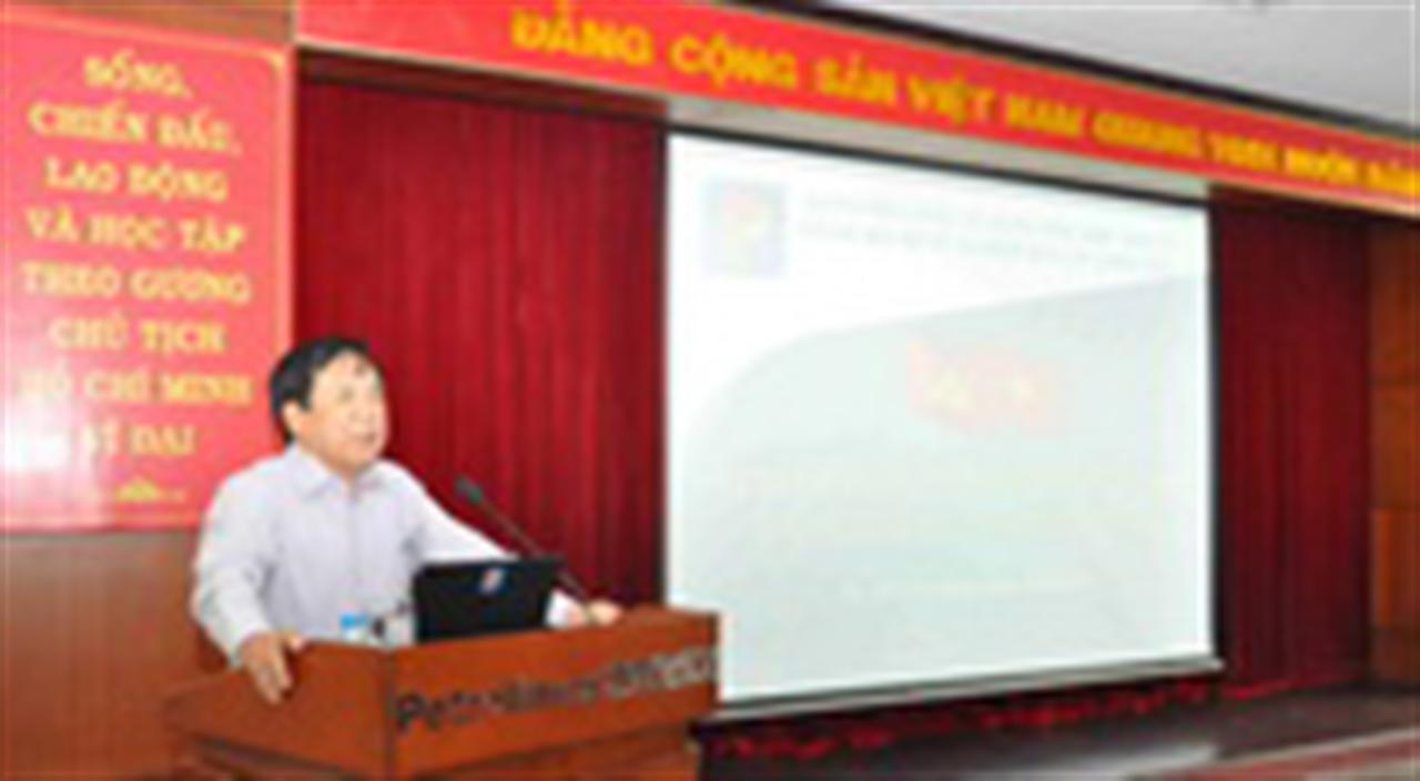 Sinh hoạt chính trị định kỳ năm 2014