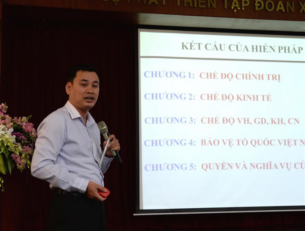 Phổ biến Hiến pháp năm 2013 và Điều lệ Đoàn
