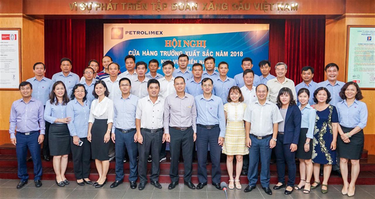 Vinh danh 21 thủ lĩnh bán lẻ xuất sắc khu vực miền Nam