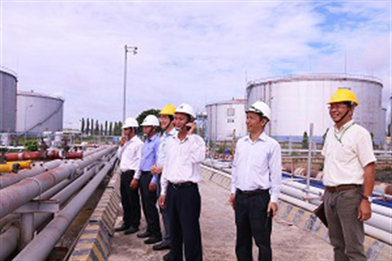Diễn tập ứng phó sự cố tràn dầu trên sông Quý 3 năm 2018