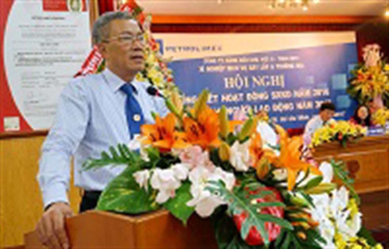 "Ra khỏi kén, tự tin bước đi trên con đường của mình”