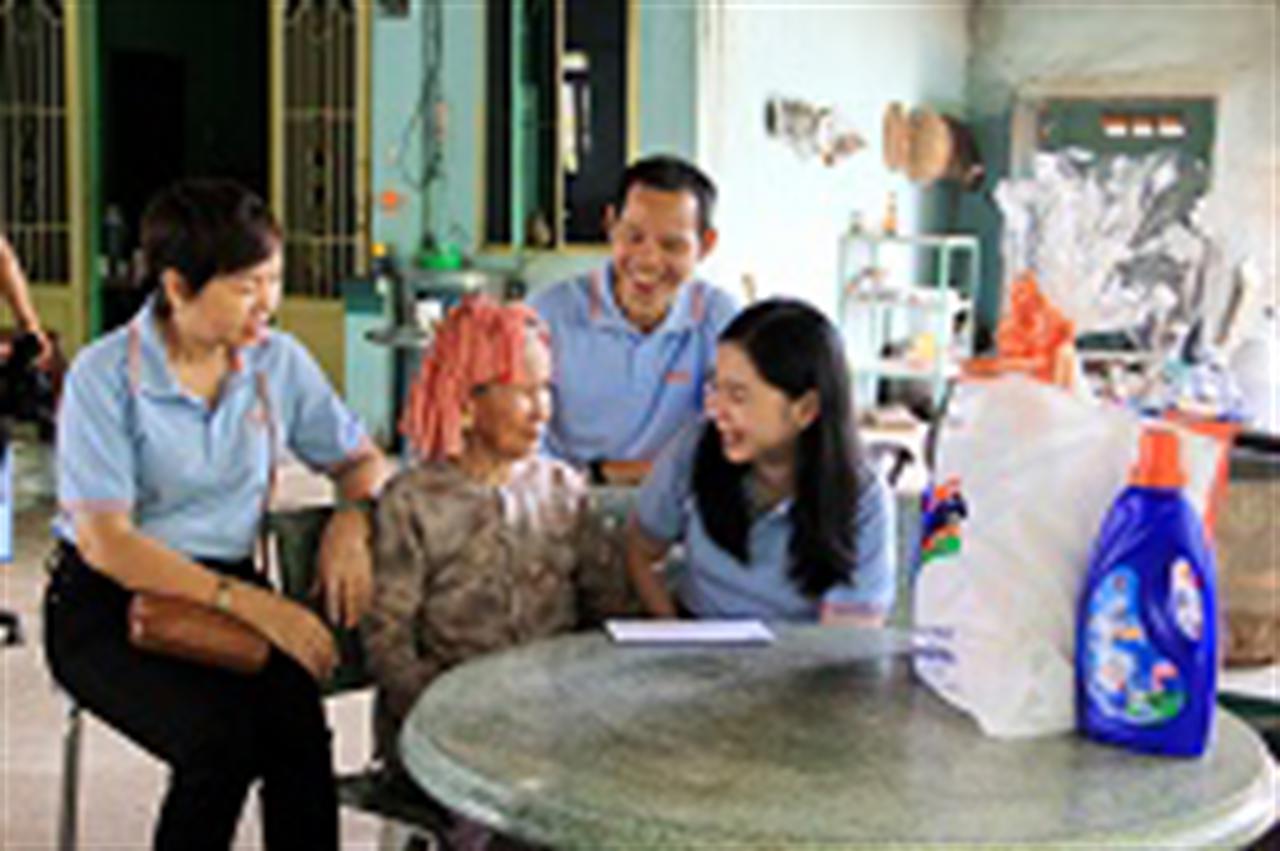 Về với Mẹ Việt Nam anh hùng ở thành phố mang tên Bác