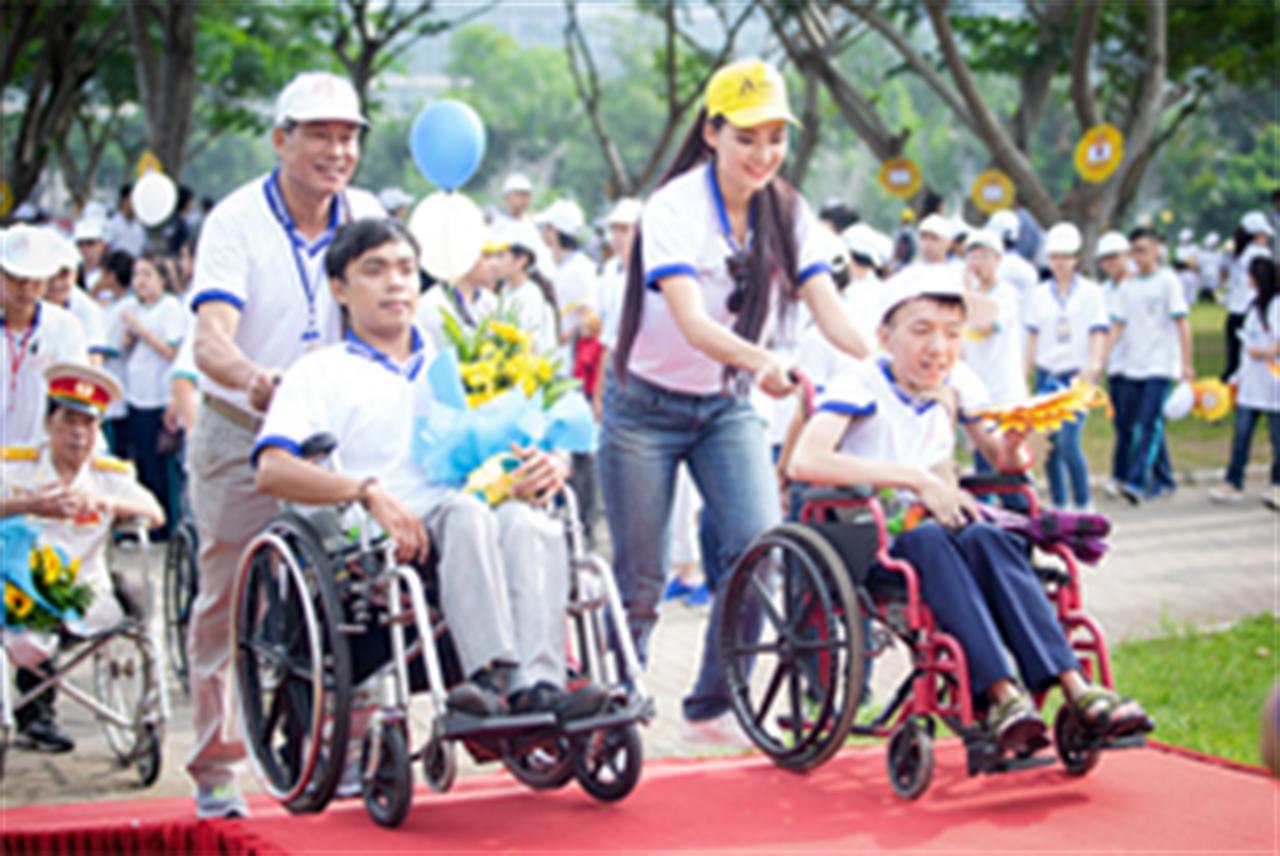 Petrolimex Sài Gòn “Sánh bước yêu thương” cùng trẻ em khuyết tật Thành phố