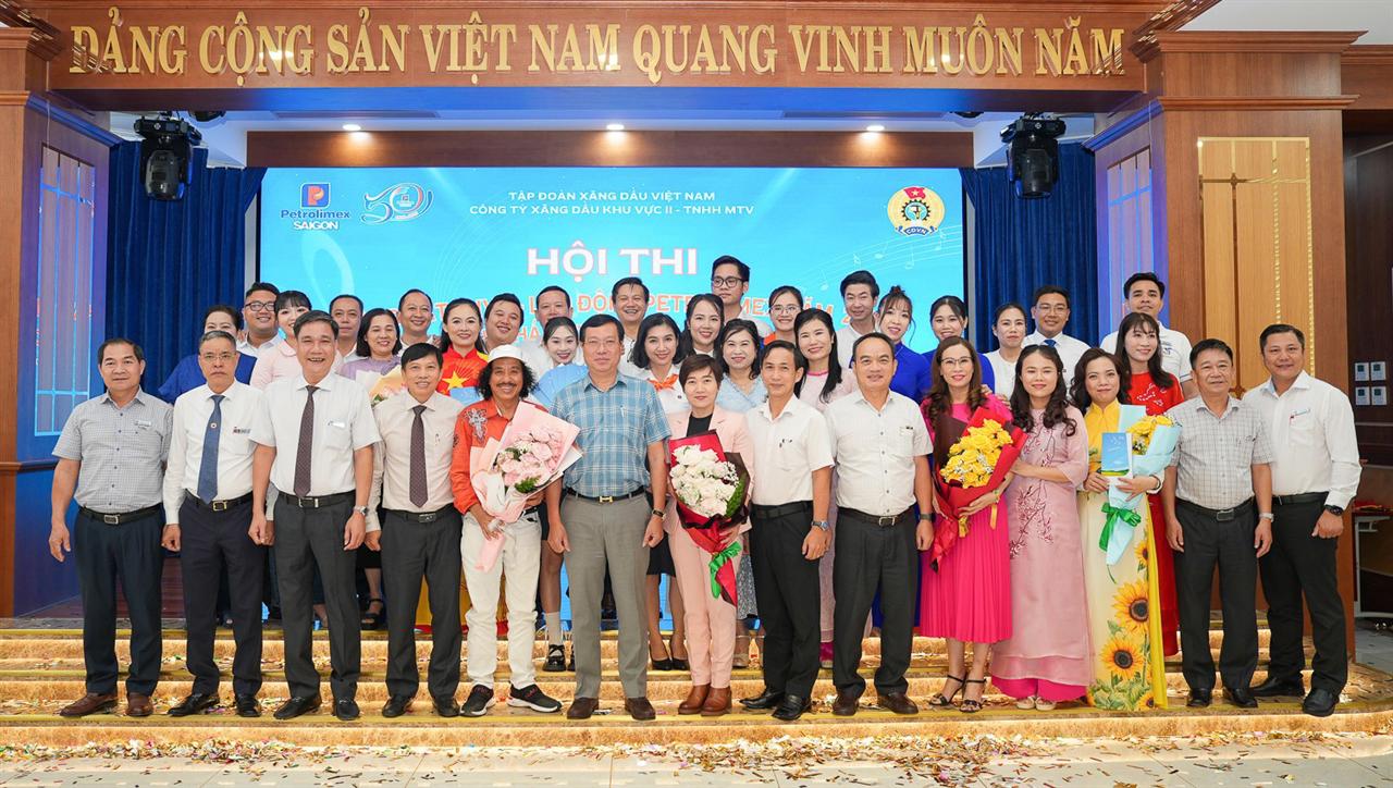Hội thi "Tiếng hát CNVC-LĐ Petrolimex năm 2025" Chi nhánh Xăng dầu Sài Gòn: Sân chơi nghệ thuật gắn kết người lao động