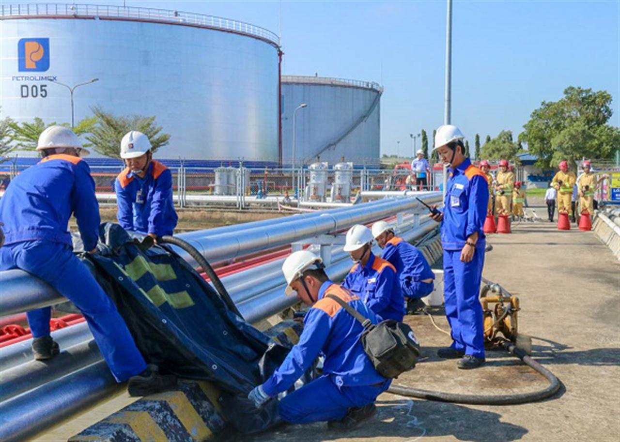 Petrolimex tổ chức thực tập ứng phó sự cố tràn dầu năm 2019