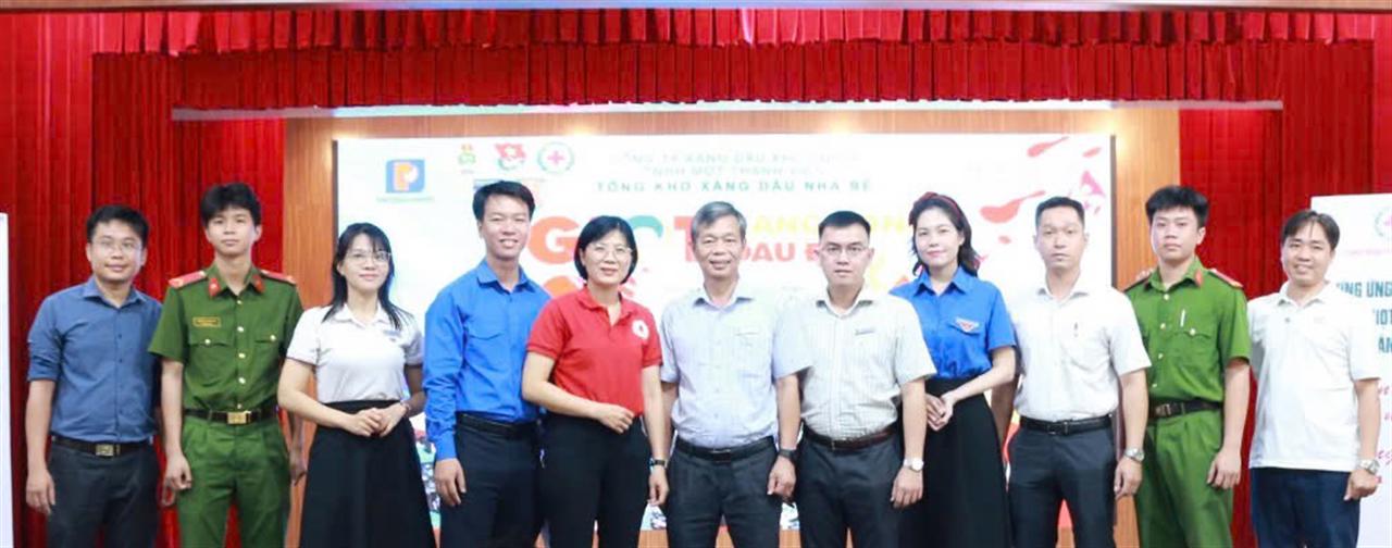 Mỗi giọt máu cho đi, một cuộc đời ở lại