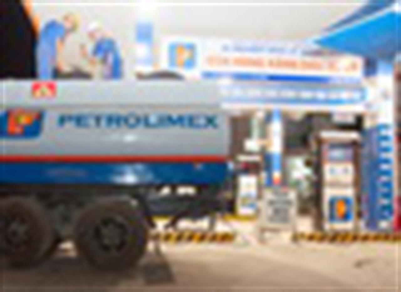 Petrolimex Sài Gòn chính thức phân phối xăng E5 RON 92 ra thị trường từ 26/11