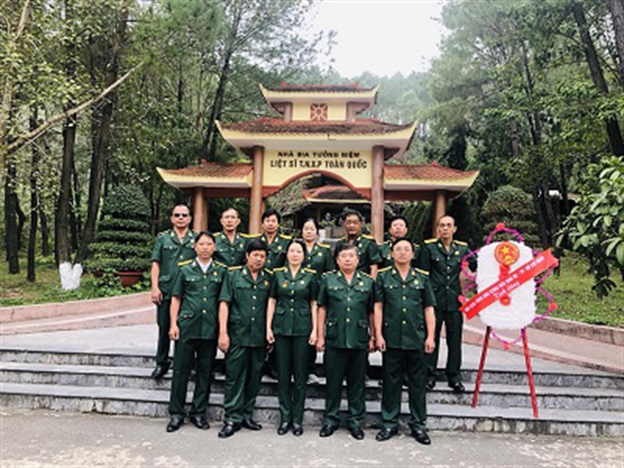 Đoàn CCB Tổng kho lên đường hành quân tri ân các Anh hùng liệt sỹ