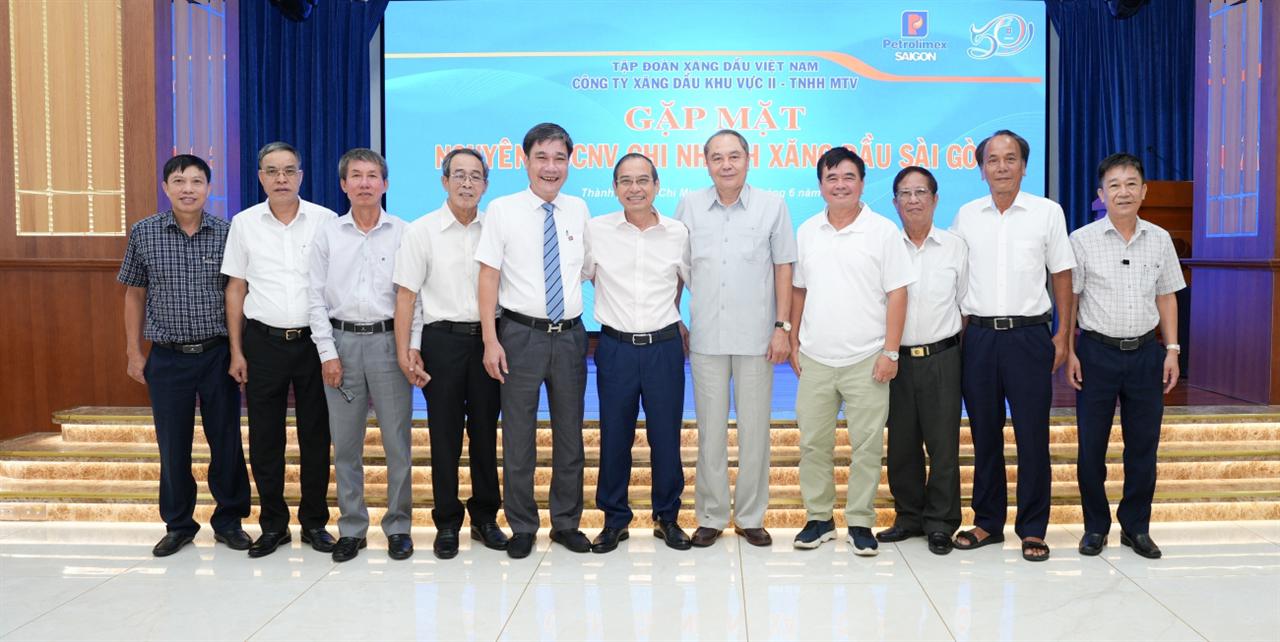 Gặp gỡ, tri ân nguyên lãnh đạo, CBCNV Chi nhánh Xăng dầu Sài Gòn