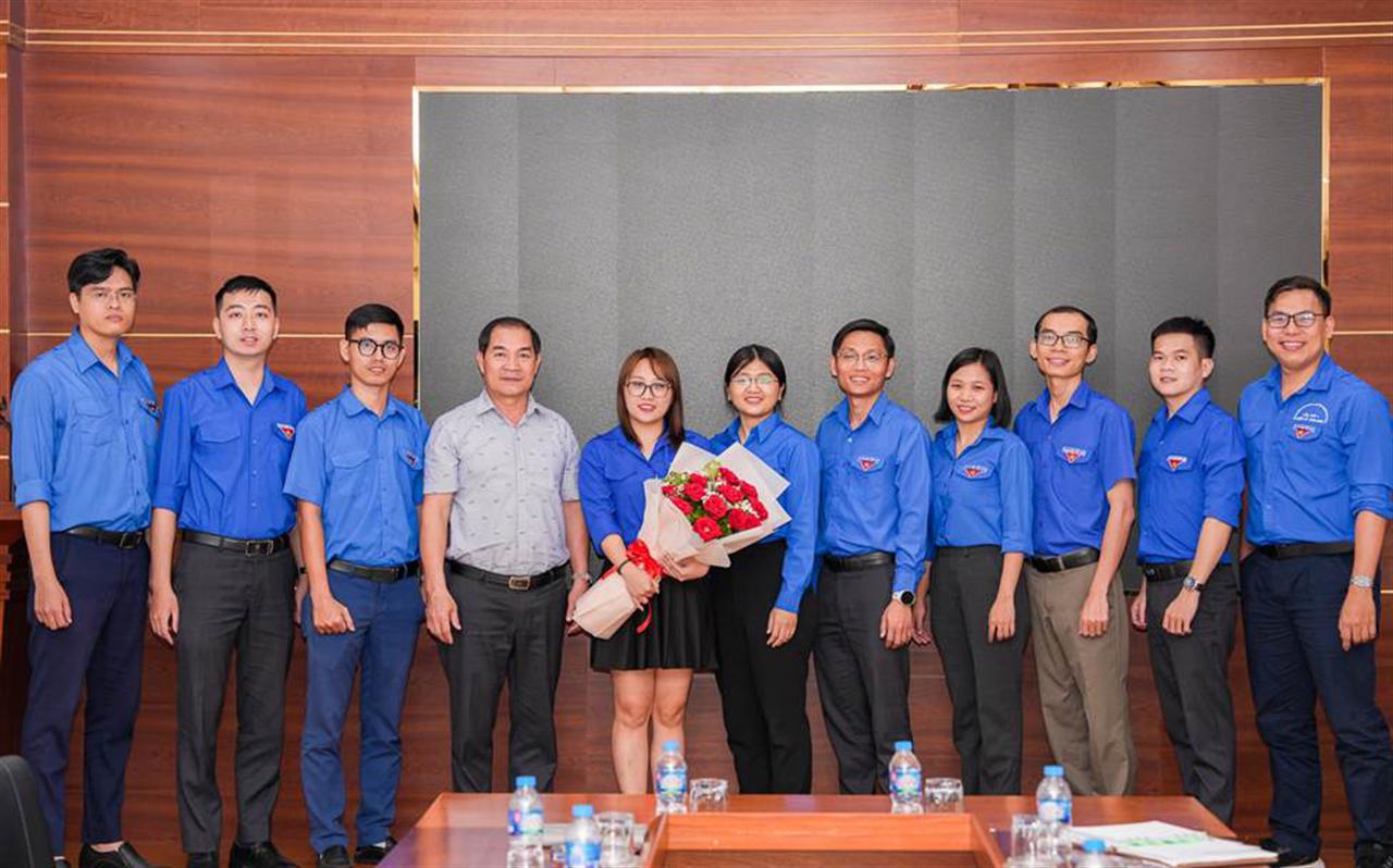Đồng chí Vũ Hải Anh được bầu làm Bí thư Liên chi đoàn Thanh niên Chi nhánh Xăng dầu Sài Gòn