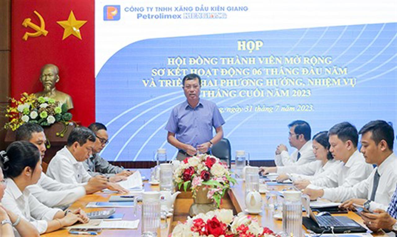 Petrolimex Kiên Giang sơ kết hoạt động SXKD 6 tháng đầu năm 2023