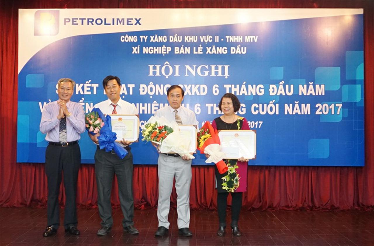 Tập trung phát triển cửa hàng mới, gia tăng kênh phân phối theo chiều sâu