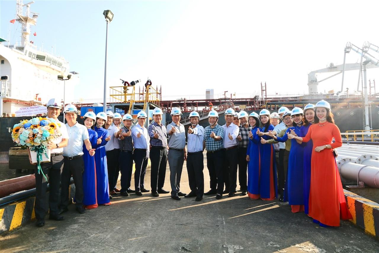 Tổng kho XD Nhà Bè tổng kết 2023: Sản lượng vượt mốc 6,3 triệu m3/tấn