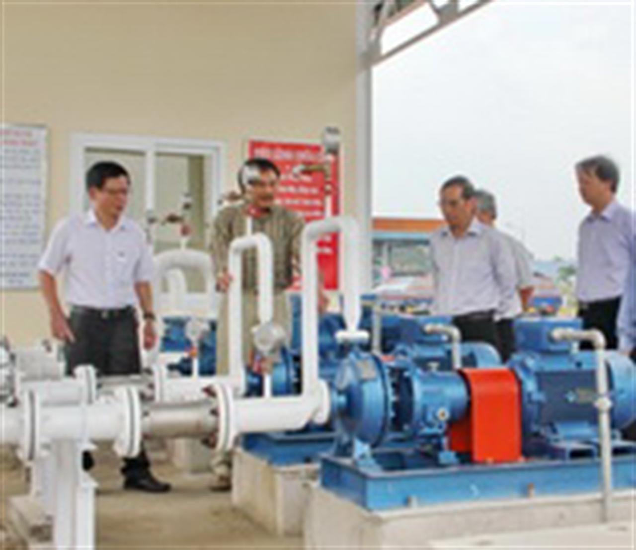 TGĐ Petrolimex Trần Văn Thịnh kiểm tra công tác triển khai xăng E5 RON 92 tại Petrolimex Sài Gòn