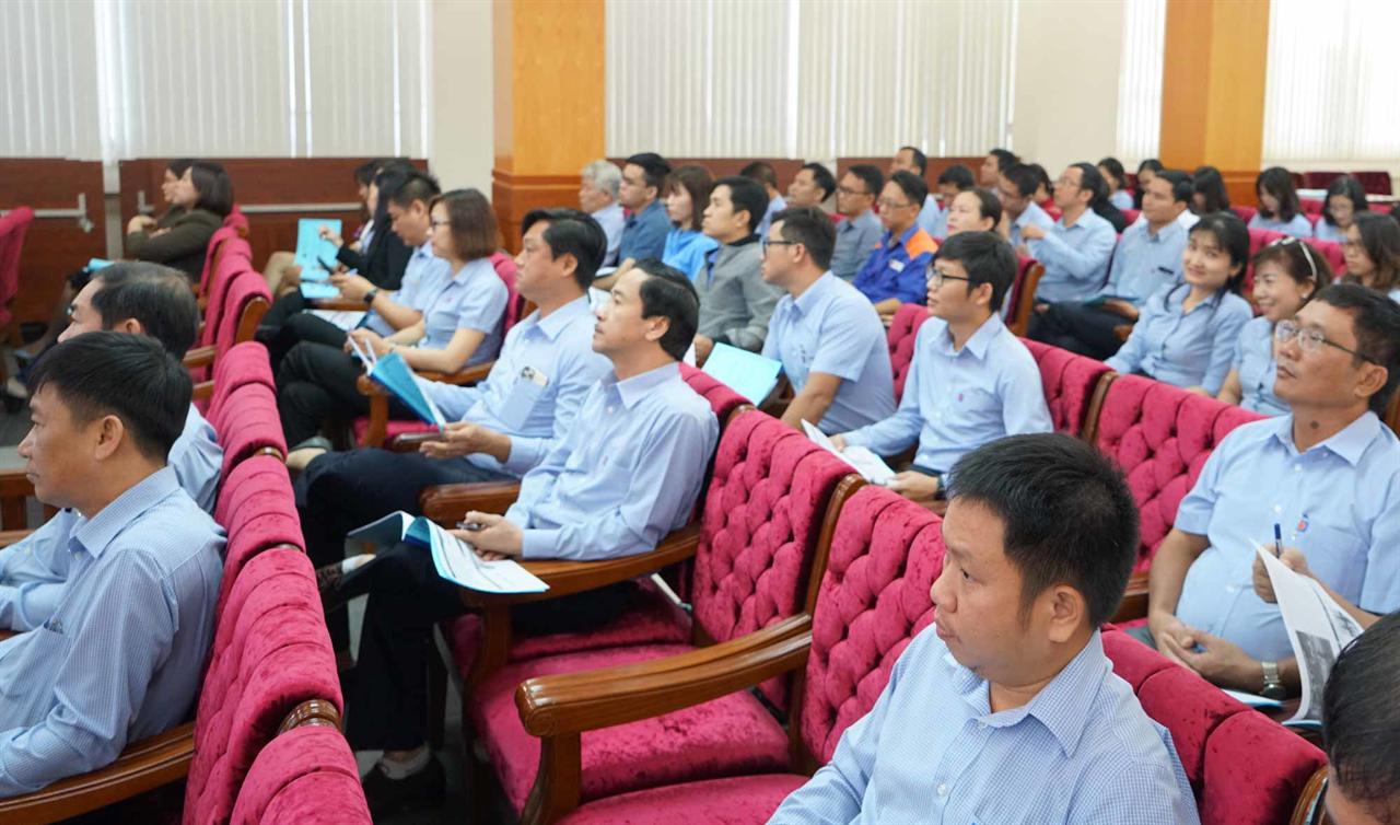 Đảm bảo An toàn & Sức khỏe cho Người lao động