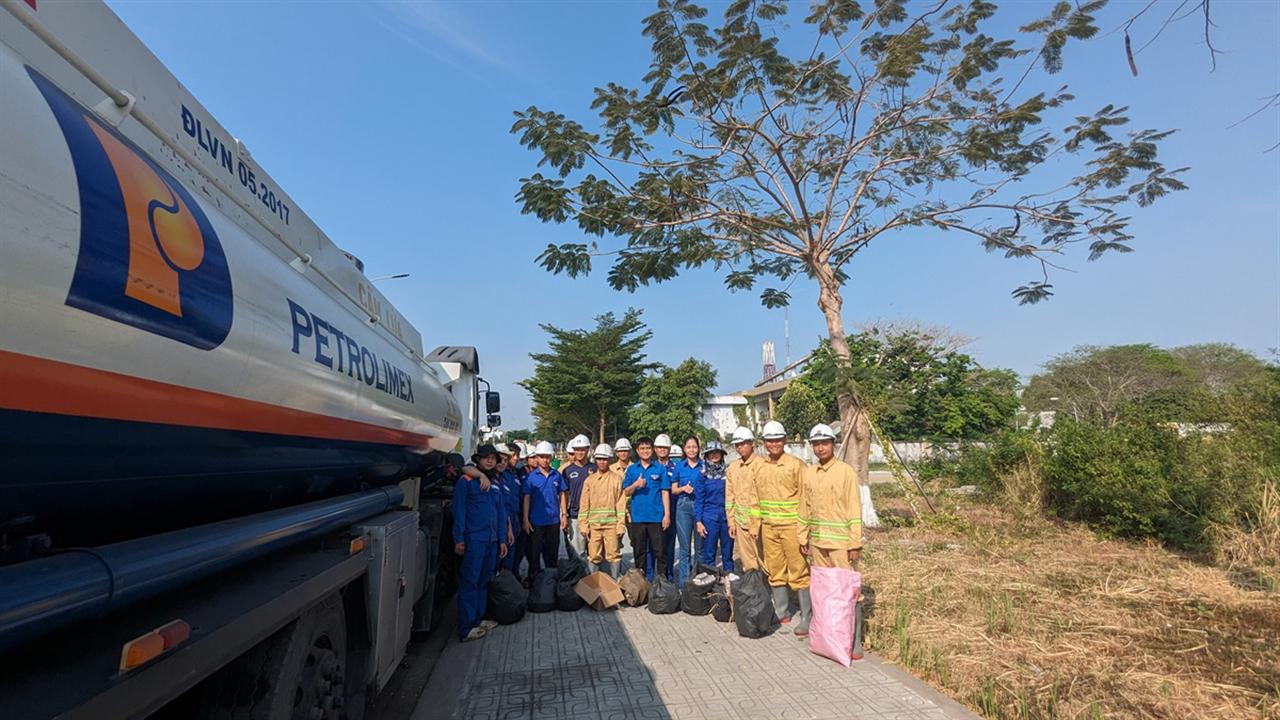 Tuổi trẻ Petrolimex Sài Gòn vì một Việt Nam xanh