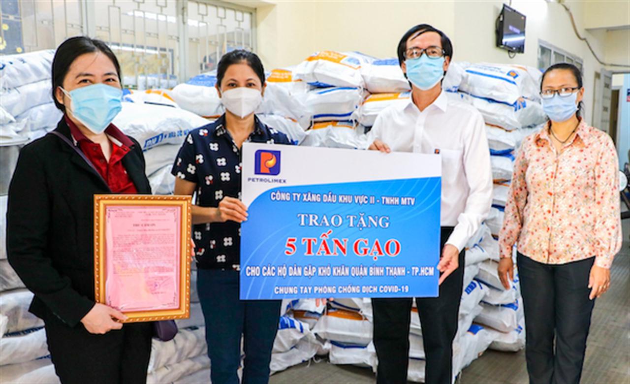 Tin ảnh: Nghĩa tình Petrolimex