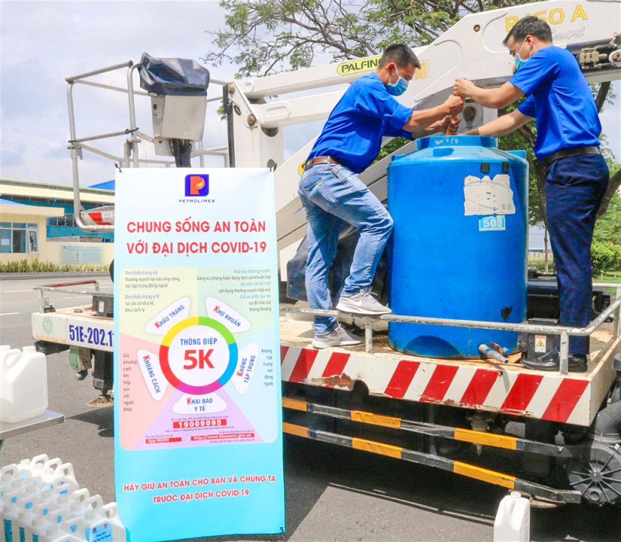 Đoàn thanh niên Petrolimex Sài Gòn góp phần phòng, chống dịch bệnh Covid-19