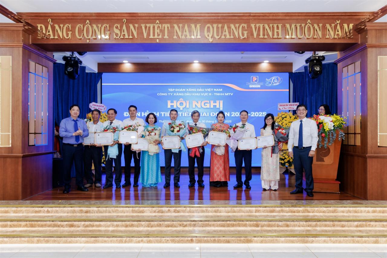 Tuyên dương tập thể, cá nhân điển hình tiên tiến Petrolimex Sài Gòn giai đoạn 2020-2025