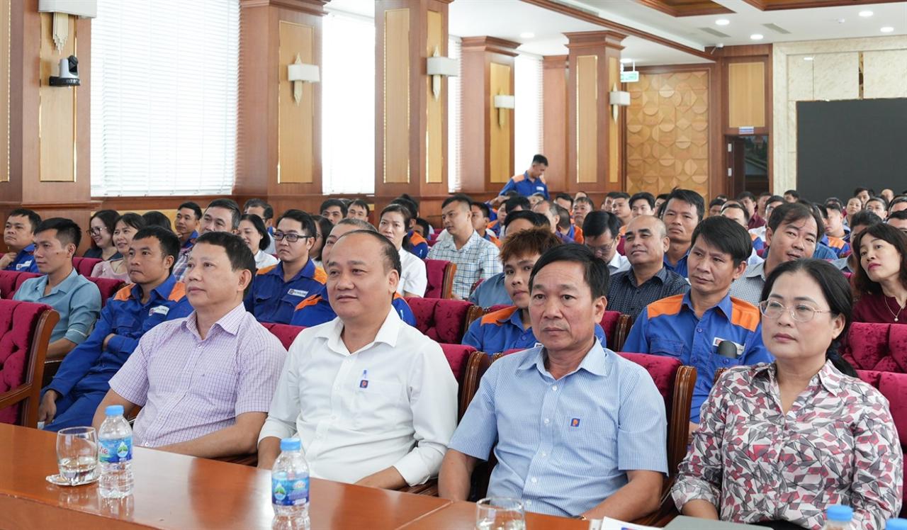 Petrolimex Sài Gòn đào tạo nâng cao kỹ năng kinh doanh dầu mỡ nhờn