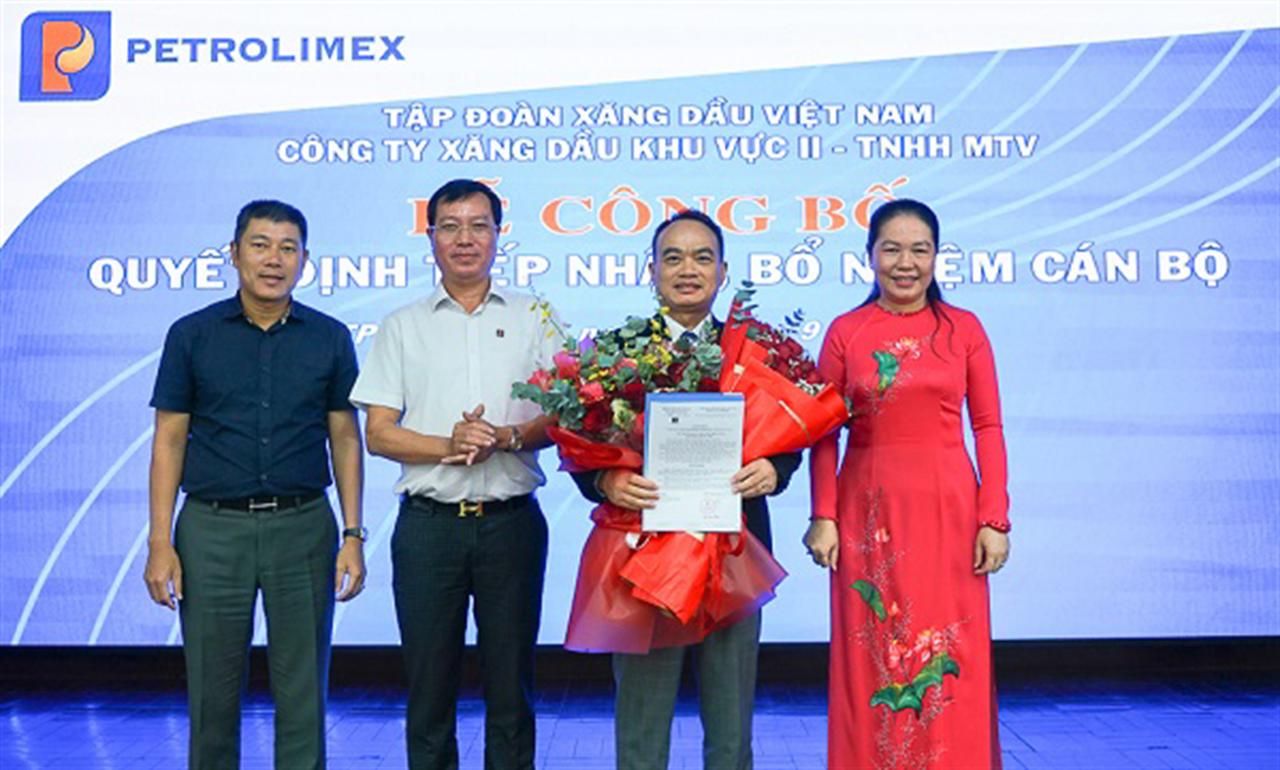 Petrolimex Sài Gòn công bố Quyết định tiếp nhận, bổ nhiệm chức vụ Phó giám đốc Công ty